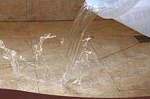 兴县漏水维修 免砸砖防水材料该如何施工